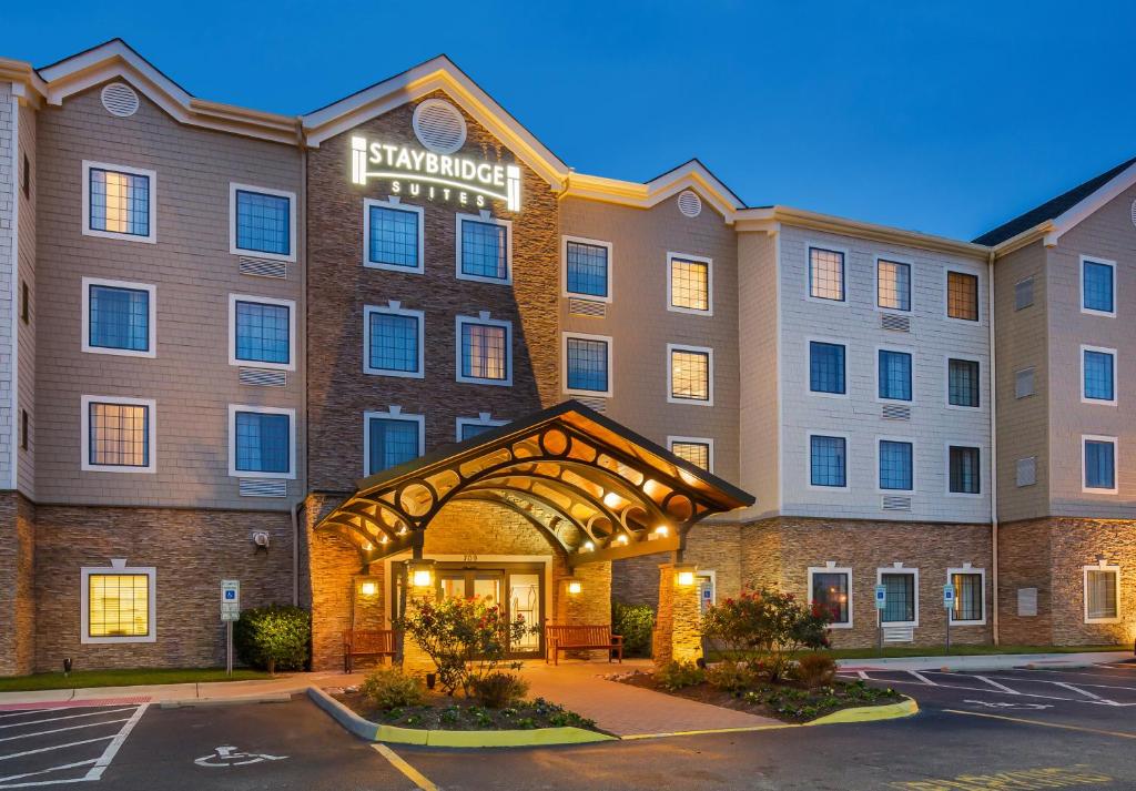 Staybridge Suites Chesapeake-Virginia Beach an IHG Hotel Main image 1